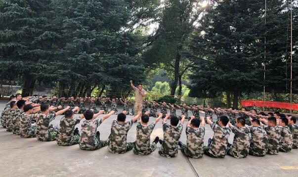 西馳電氣2019銷售中心年中會議暨團隊拓展活動圓滿結束(圖6) 西馳電氣2019銷售中心年中會議暨團隊拓展活動圓滿結束(圖6)